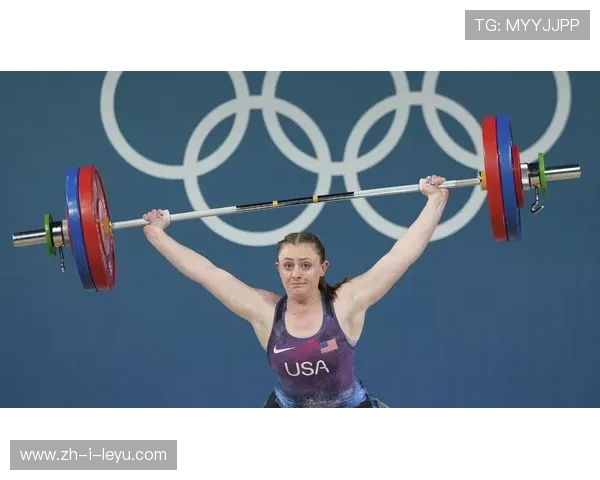 世界举重选手抓举失败两次，第三次竟完成奇迹